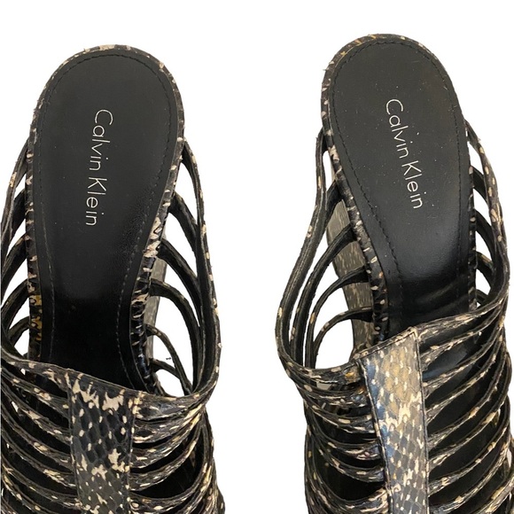 Calvin Klein Phillipa Wedge Sandals Black/White/Gray, Slip-On, Size 8 HSH - Picture 9 of 13